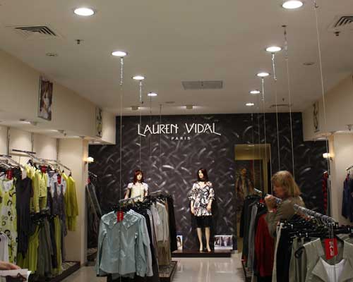 Освещение Магазин LAUREN   VIDAL в ТК Миллер, Санкт-Петербург - фото 1